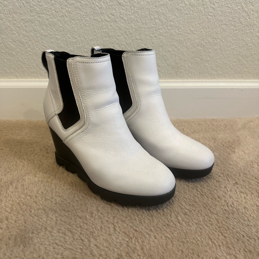 White Wedge Sorel